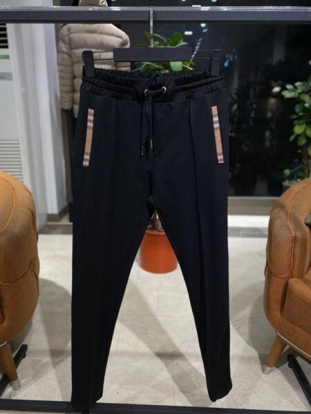 JOGGINGS